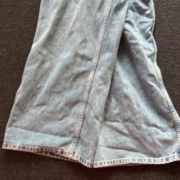 Wide legged Zara jeans - Picture 5 of 5